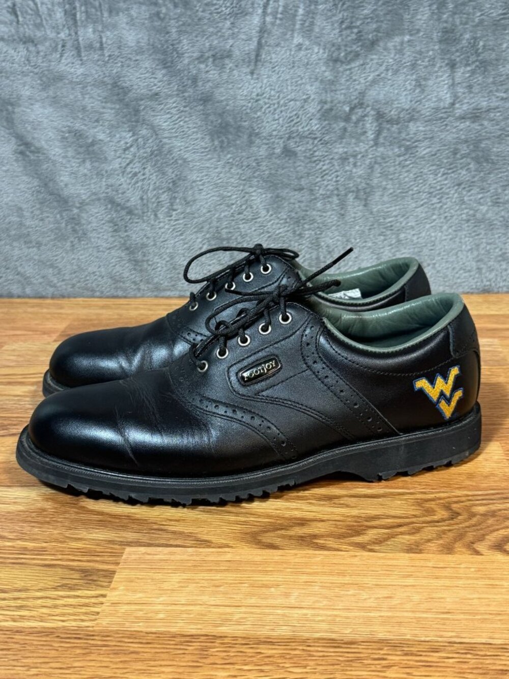 FootJoy MyJoys Mens WVU Mountaineers Black Leather Spikeless Golf Shoes 7.5M